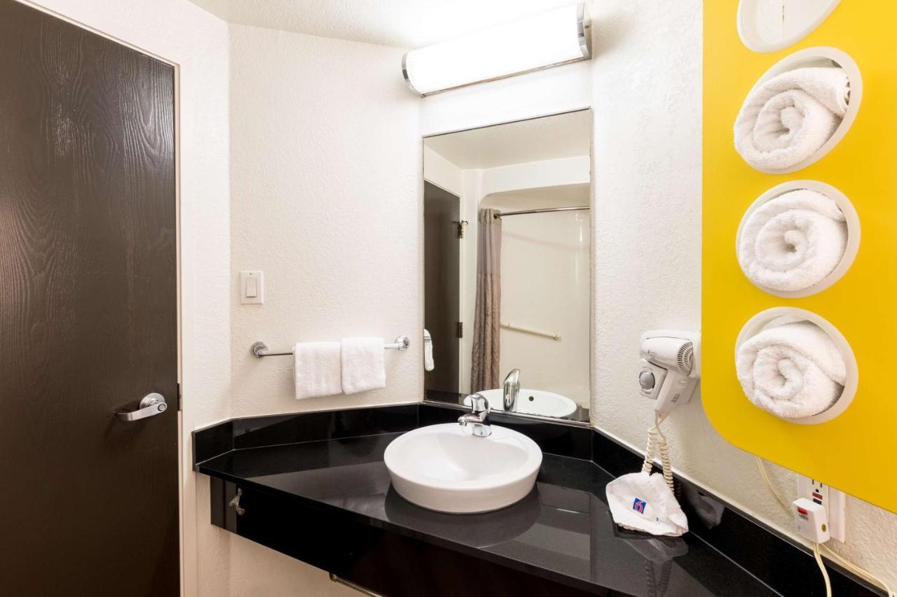 Motel 6-Irving, Tx - Dfw Airport North Bagian luar foto